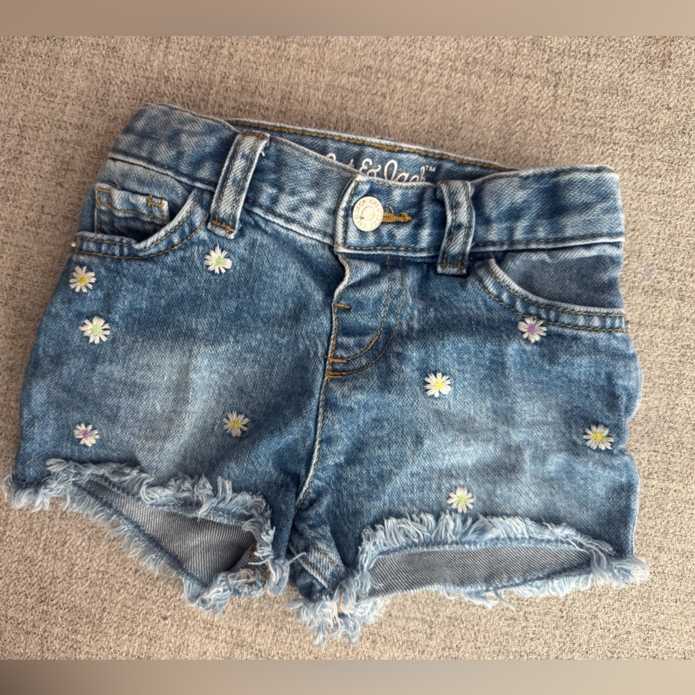 Excellent Used Condition!! Cat & Jack Light Blue Stretch Denim Shorts